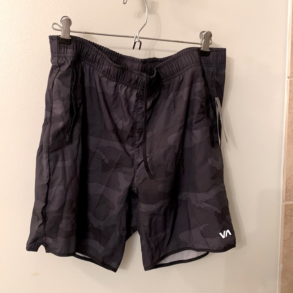 RVCA Yogger IV Shorts- Large